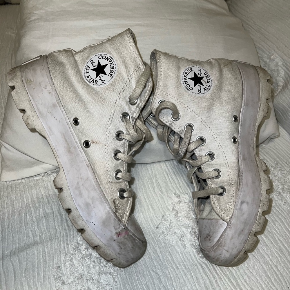 White converse